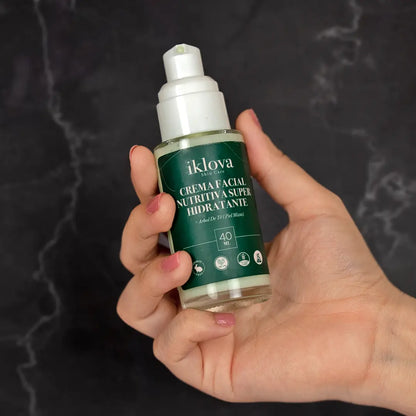Crema Facial Piel Mixta (Té Verde + Árbol de Té), Libre de Aceites